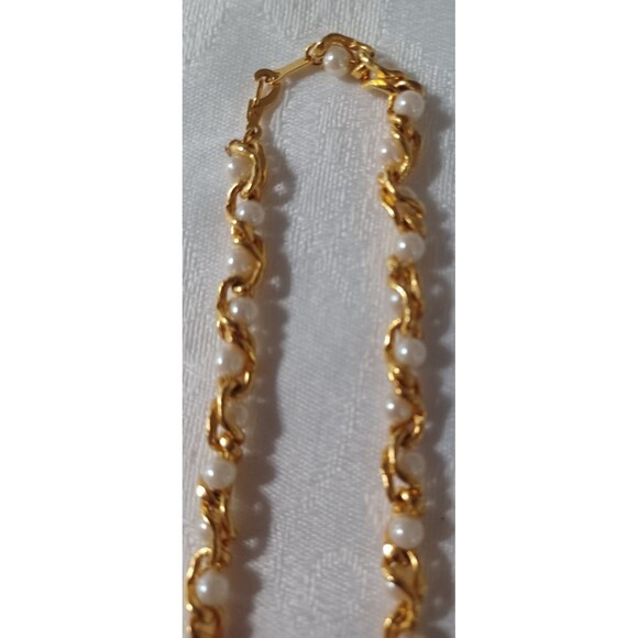 LOT OF BLACK, GOLD TONE NECKLACES, EARRINGS UNBRANDED 11 PIECES - Picture 10 of 16